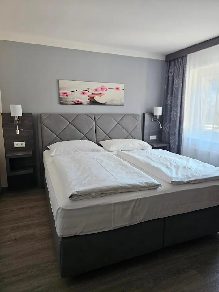 Hotel Ganslhof - Adults Only  Salzburg