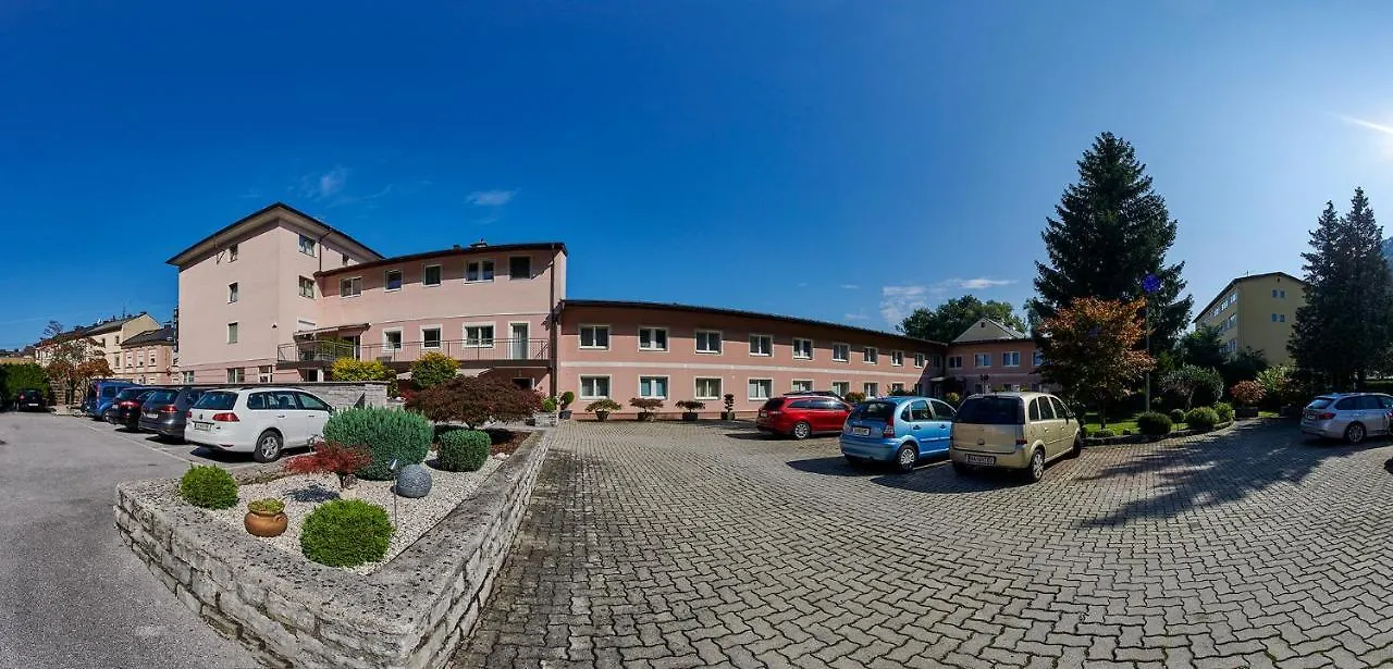 Hotel Ganslhof Salzburg 3*,