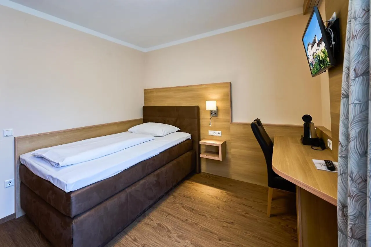 Hotel Ganslhof - Adults Only 3*, Salzburg Austria